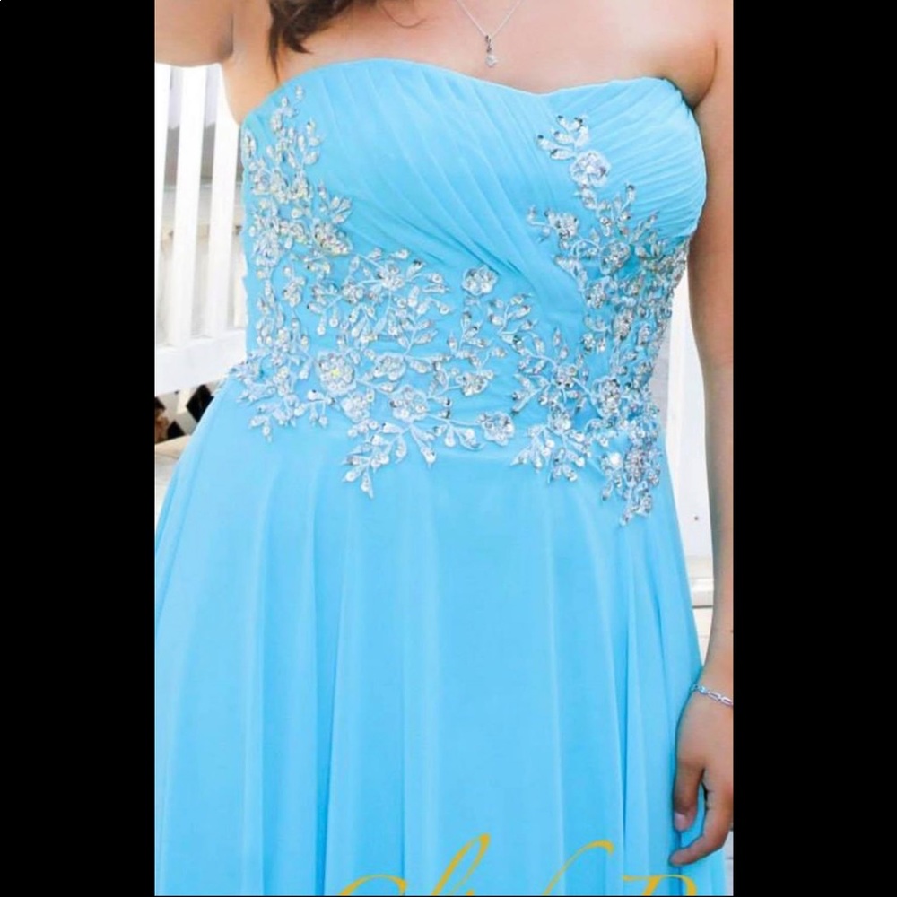 Prom Dress - Picture 2 of 3